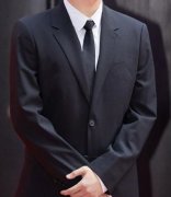 正裝這樣穿 異性緣不會少